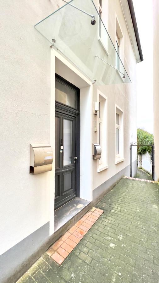 Schoenes City-Apartment Mit 2 Schlafzimmer, Parkplatz, Ruhig Und Hell, D46-Dg Oldenburg Ngoại thất bức ảnh